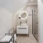Urban Nest - Butikowy, 2-poziomowy, Blisko Jeziora