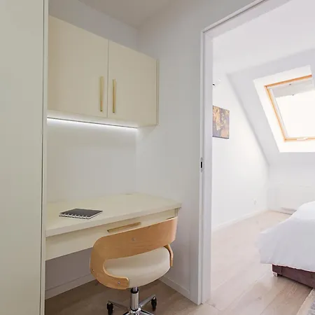 Urban Nest - Butikowy, 2-poziomowy, Blisko Jeziora